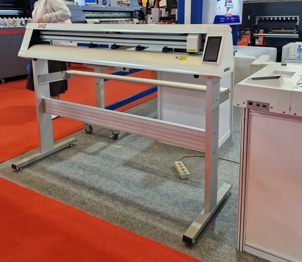 mesin plotter pm1 brez